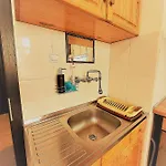 3 Apartment, Center, 1st Floor Flat, Aubg, Wifi, Pc I5 Ssd, Tablet, Androidmitvbox, 3 Led Tvs 200 Channels, Long Terrace, Self-easy-late Check-in Key Box, Before Greece
