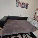 3 Apartment, Center, 1st Floor Flat, Aubg, Wifi, Pc I5 Ssd, Tablet, Androidmitvbox, 3 Led Tvs 200 Channels, Long Terrace, Self-easy-late Check-in Key Box, Before Greece Appartement Blagoevgrad