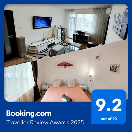3 Apartment, Center, 1st Floor Flat, Aubg, Wifi, Pc I5 Ssd, Tablet, Androidmitvbox, 3 Led Tvs 200 Channels, Long Terrace, Self-easy-late Check-in, Before Greece *